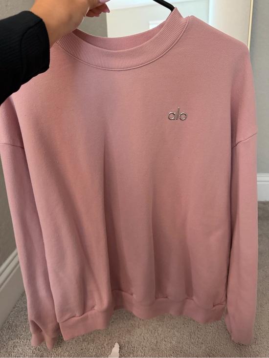 ALO Yoga Tops - Alo sweatshirts